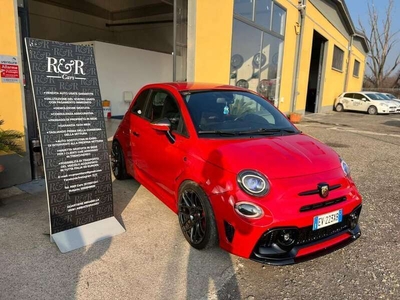 Usato 2014 Abarth 595 1.4 Benzin 159 CV (29.900 €)