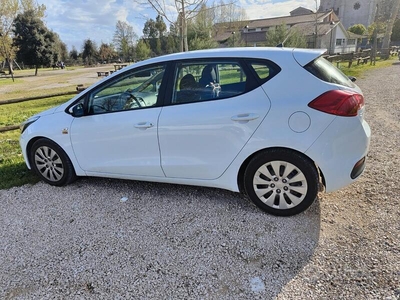 Usato 2014 Kia Ceed 1.4 Diesel 90 CV (9.500 €)