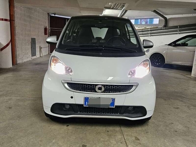 Usato 2014 Smart ForTwo Cabrio 1.0 Benzin 71 CV (6.500 €)