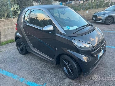 Usato 2014 Smart ForTwo Coupé Benzin (7.500 €)