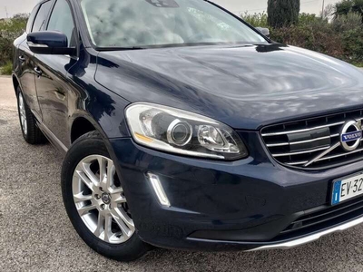 Usato 2014 Volvo XC60 2.0 Diesel 181 CV (15.000 €)