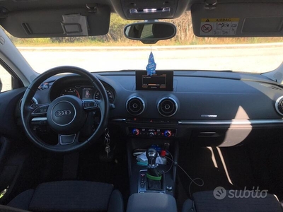 Usato 2015 Audi A3 1.4 Benzin 110 CV (11.600 €)