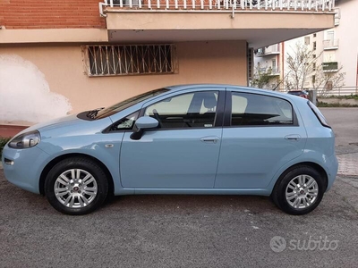 Usato 2015 Fiat Grande Punto 1.2 Benzin 65 CV (5.000 €)