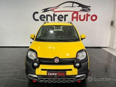 Usato 2015 Fiat Panda Cross 0.9 Benzin 90 CV (11.900 €)