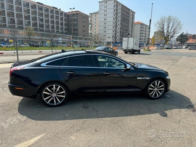 Usato 2015 Jaguar XF 3.0 Diesel 240 CV (18.700 €)