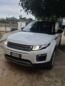 Usato 2015 Land Rover Range Rover evoque 2.0 Diesel 150 CV (19.500 €)