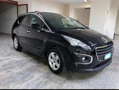 Usato 2015 Peugeot 3008 1.6 Diesel 120 CV (10.900 €)