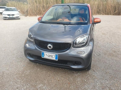 Usato 2015 Smart ForFour 1.0 Benzin 71 CV (10.500 €)