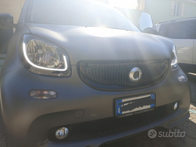 Usato 2015 Smart ForTwo Coupé 0.9 Benzin 90 CV (9.500 €)