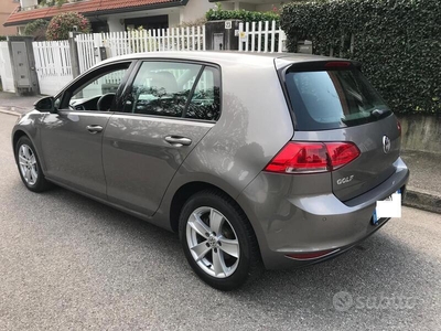 Usato 2015 VW Golf VII 1.6 Diesel 90 CV (12.950 €)