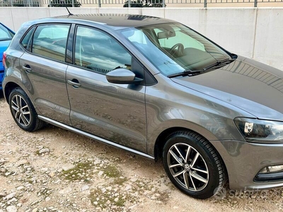 Usato 2015 VW Polo 1.0 Benzin 60 CV (7.000 €)