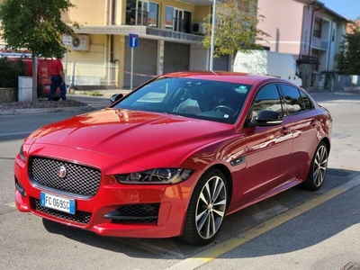 Usato 2016 Jaguar XE 2.0 Diesel 179 CV (19.000 €)