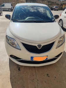 Usato 2016 Lancia Ypsilon 1.2 LPG_Hybrid 69 CV (8.900 €)