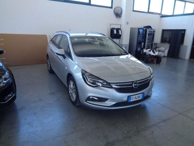 Usato 2016 Opel Astra 1.6 Diesel 110 CV (8.900 €)