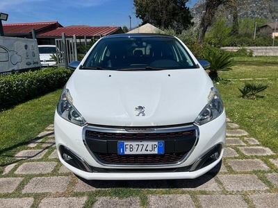 Usato 2016 Peugeot 208 1.6 Diesel 120 CV (9.500 €)