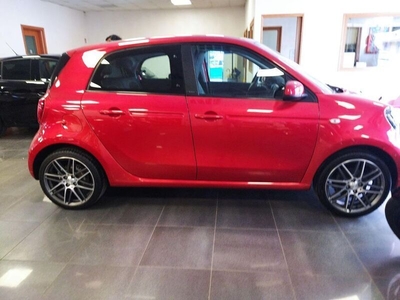 Usato 2016 Smart ForFour 0.9 Benzin 109 CV (17.000 €)