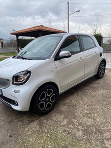 Usato 2016 Smart ForFour 1.0 Benzin 71 CV (9.500 €)