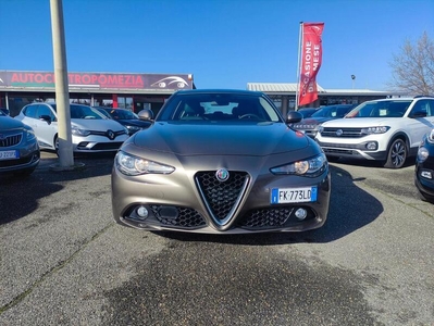 Usato 2017 Alfa Romeo Giulia 2.1 Diesel 180 CV (15.800 €)
