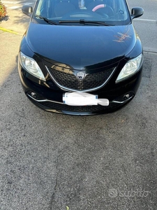 Usato 2017 Lancia Ypsilon 1.2 Diesel 95 CV (11.500 €)