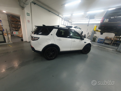 Usato 2017 Land Rover Discovery Sport 2.0 Diesel 179 CV (17.500 €)