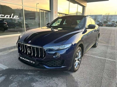 Usato 2017 Maserati Levante 3.0 Diesel 275 CV (37.500 €)