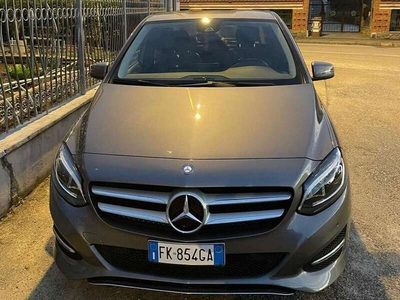 Usato 2017 Mercedes B200 1.6 Benzin 156 CV (16.500 €)