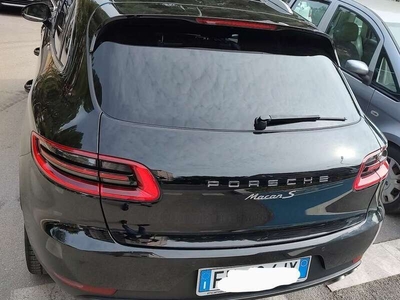 Usato 2017 Porsche Macan 3.0 Diesel 250 CV (33.900 €)