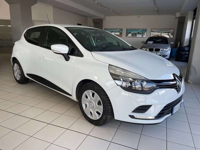 Usato 2017 Renault Clio IV 1.5 Diesel 75 CV (11.300 €)