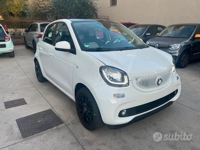 Usato 2017 Smart ForFour 0.9 Benzin 90 CV (14.300 €)