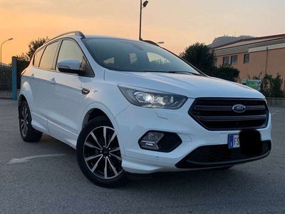 Usato 2018 Ford Kuga 1.5 Diesel 120 CV (19.900 €)