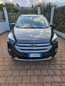Usato 2018 Ford Kuga 2.0 Diesel 140 CV (17.800 €)