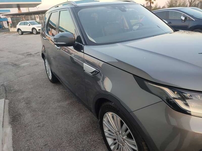 Usato 2018 Land Rover Discovery 5 2.0 Diesel 241 CV (29.900 €)