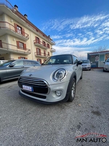 Usato 2019 Mini Cooper 1.5 Benzin 136 CV (16.999 €)