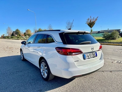 Usato 2019 Opel Astra 1.6 Diesel 110 CV (10.500 €)
