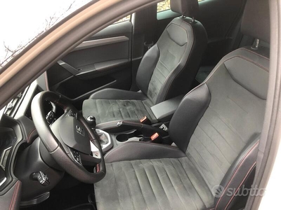 Usato 2019 Seat Arona 1.0 CNG_Hybrid 90 CV (14.200 €)