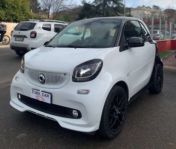 Usato 2019 Smart ForTwo Coupé 1.0 Benzin 71 CV (15.500 €)