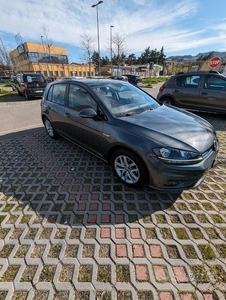 Usato 2019 VW Golf 1.5 CNG_Hybrid 131 CV (17.900 €)