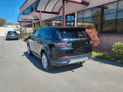 Usato 2020 Land Rover Discovery Sport 2.0 Diesel 150 CV (30.000 €)