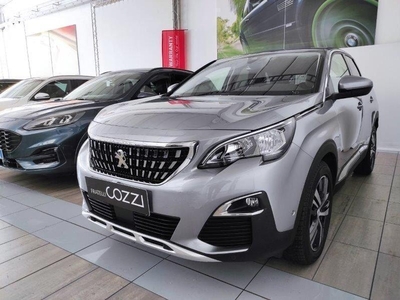 Usato 2020 Peugeot 3008 1.2 Benzin 131 CV (22.900 €)