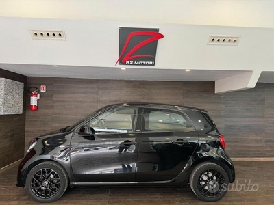 Usato 2020 Smart ForFour 1.0 Benzin 71 CV (20.880 €)