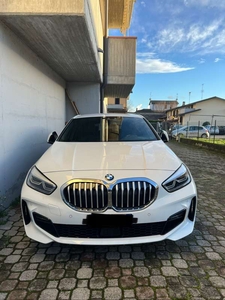 Usato 2021 BMW 118 1.5 Benzin 136 CV (30.000 €)