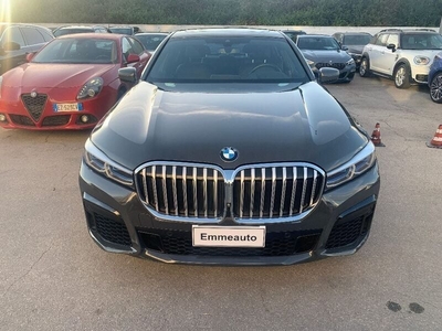 Usato 2021 BMW 730 3.0 El_Diesel 286 CV (50.900 €)