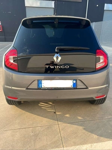Usato 2021 Renault Twingo 1.0 Benzin 65 CV (12.499 €)