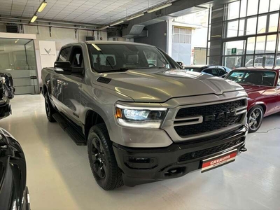 Usato 2022 Dodge Ram 5.7 Benzin 401 CV (59.000 €)