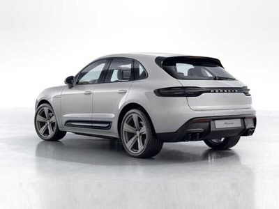 Usato 2023 Porsche Macan 2.0 Benzin 265 CV (99.565 €)