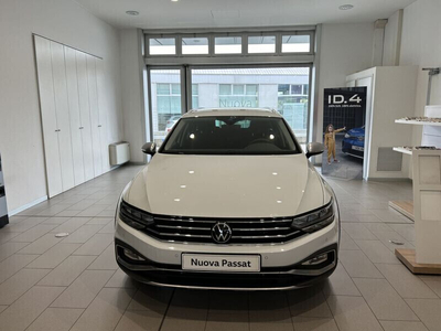 Usato 2023 VW Passat Alltrack 2.0 Diesel 200 CV (50.300 €)