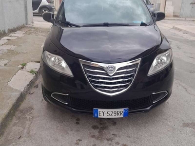 Venduto Lancia Ypsilon 1.2 8v Gold s/. - auto usate in vendita