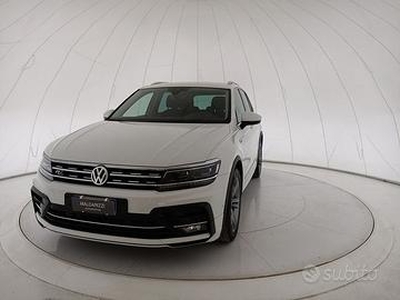 Volkswagen Tiguan II 2016 2.0 tdi Advanced R-...