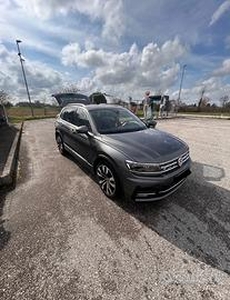 Volkswagen tiguan r-line 2018 4MOTION