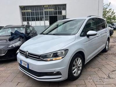 Volkswagen Touran 1.6 TDI 115 CV SCR DSG Comfortli